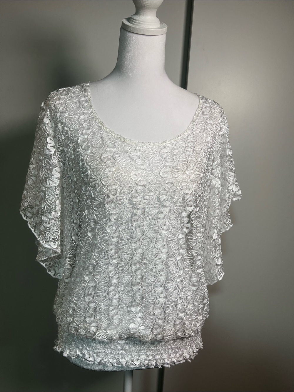 White Lace Flutter-Sleeve Women's Top